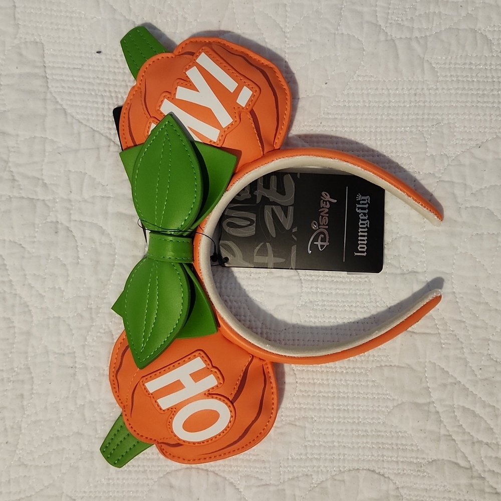 NWT Oh My! Pumpkin Mickey Ears GLOWING  Headband Disney Loungefly 🎃